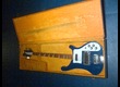 Vends Bass Rickenbacker 4001