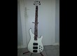 vends une basse Sandberg Basic Ken Taylor blanche