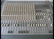 Tascam M2516 - 16 voies "in line" / Mute MIDI
