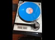 Technics SL 1200 no Djing  alimentation séparée pour un meilleur contrôle et moins interférences