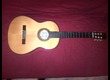 URGENT! à vendre guitare classique Yamaha excellent état!