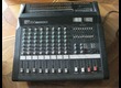 Yamaha EMX 2200 table mixage + amplificateur intégré