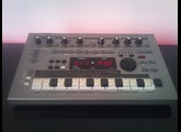 Roland MC-303