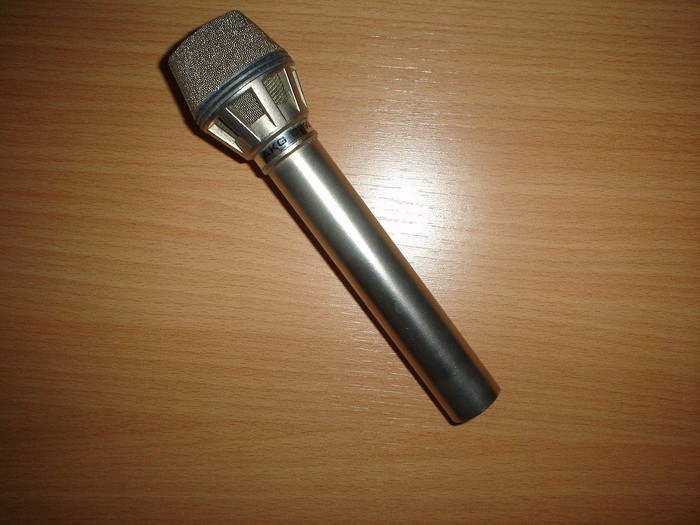 AKG D 190 E/D 190 ES schewbee images