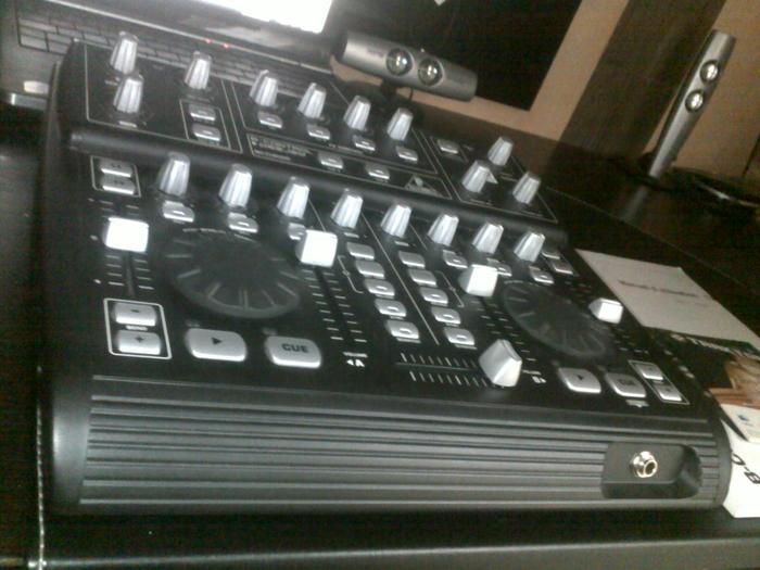 Behringer Deejay BCD3000 Martiin images