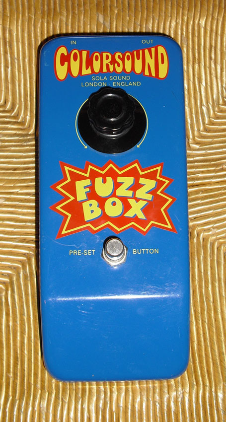 http://medias.audiofanzine.com/images/thumbs3/colorsound-fuzz-box-136381.jpg