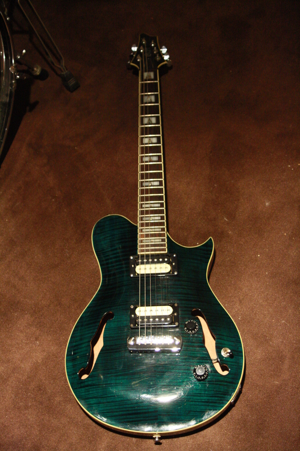 Cort CL1400 image (502580) Audiofanzine