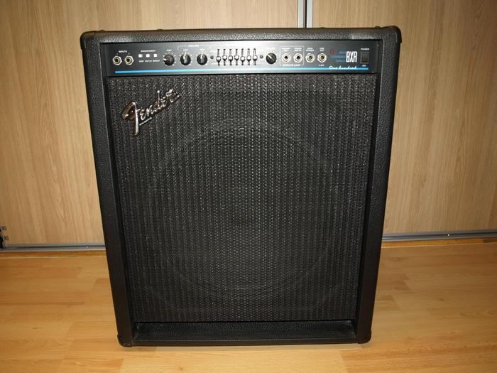 Fender BXR 100 image (415197) Audiofanzine