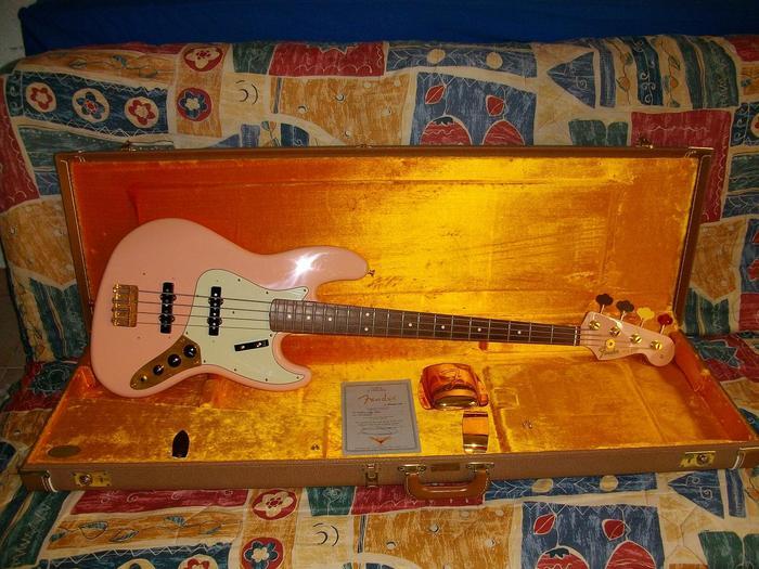 Shell Pink Bass