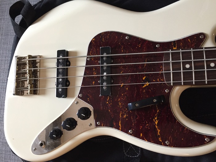 Fender Deluxe Jaguar Bass image (1638803) Audiofanzine