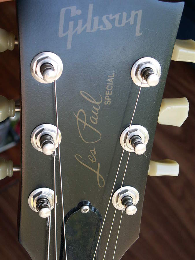 gibson-les-paul-studio-faded-p-90-worn-b