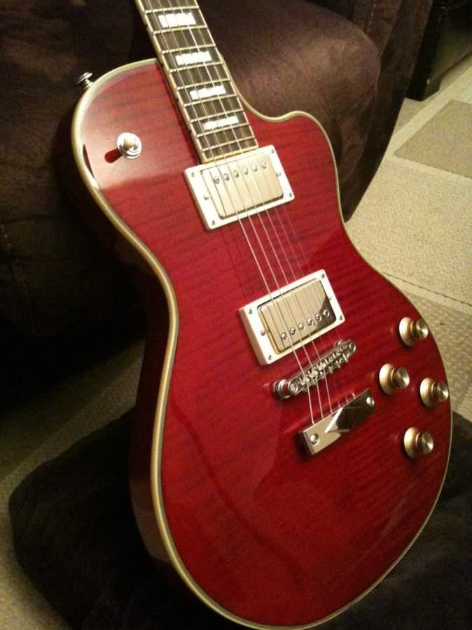 Italia Guitars Maranello Custom image (167524) Audiofanzine