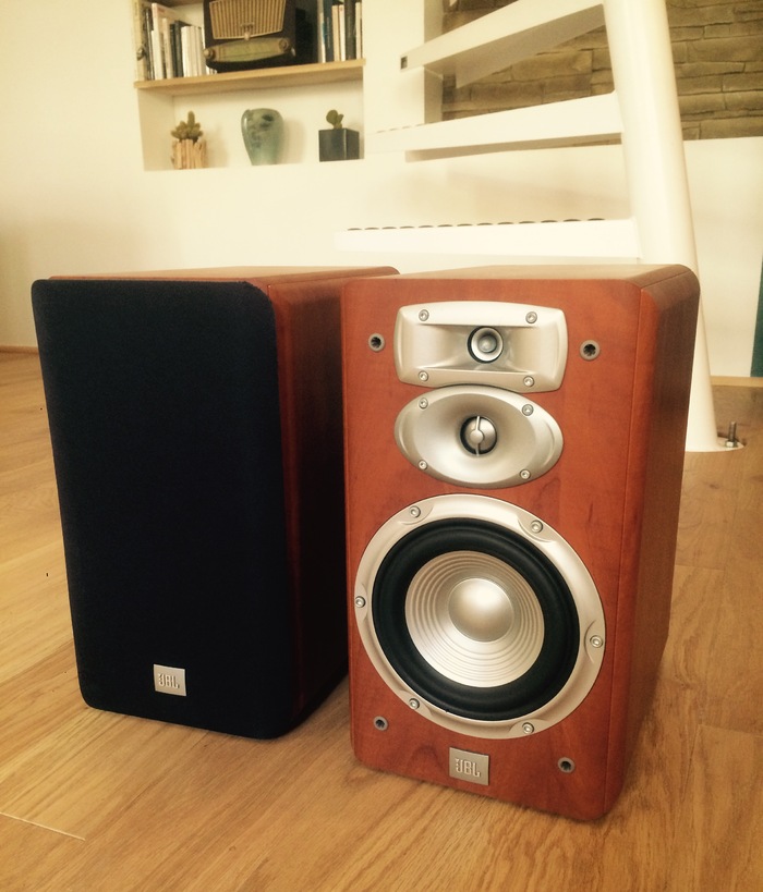 paire d'enceintes JBL L830 (ProvenceAlpesCôte d'Azur) Audiofanzine
