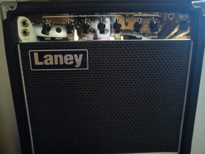 Laney LC15110 image (402381) Audiofanzine