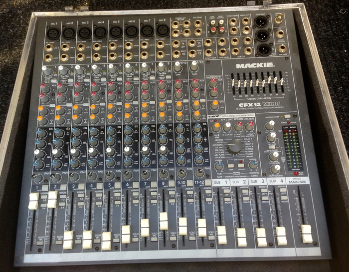 Mackie CFX12.mkII image (575406) Audiofanzine