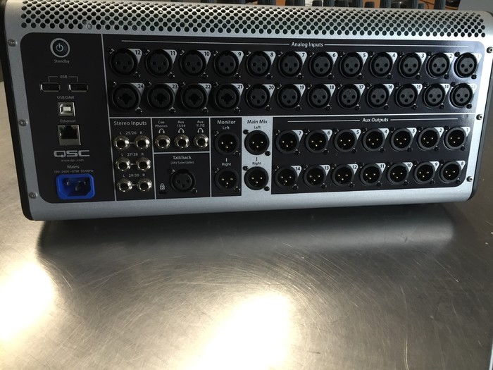 QSC TouchMix30 Pro image (1741697) Audiofanzine