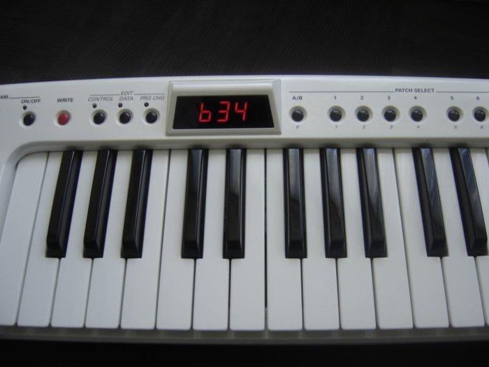 Roland AX7 image (244676) Audiofanzine