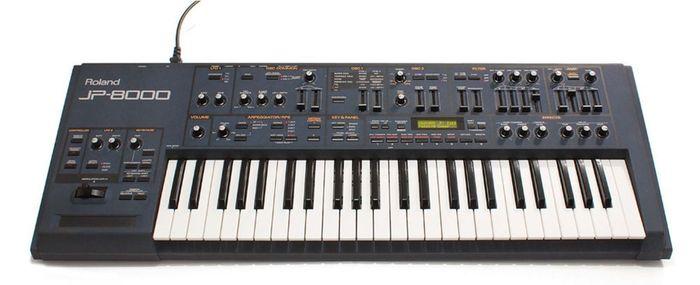 roland-jp-8000-9996.jpg