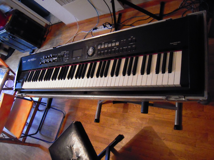 Roland RD700NX image (763159) Audiofanzine