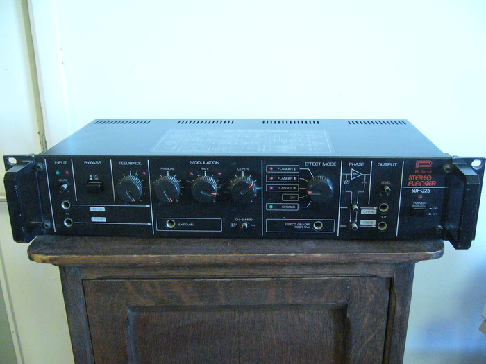 Roland SBF-325 comodo images