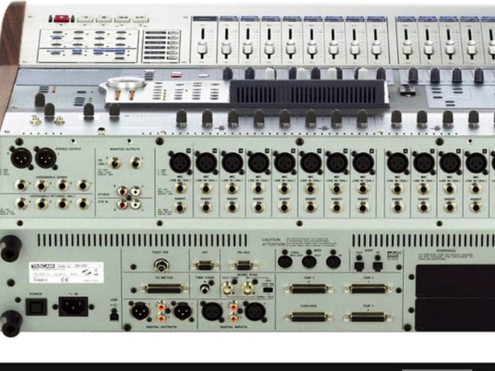 Tascam DM3200 image (752647) Audiofanzine