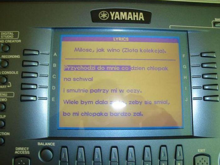 Yamaha PSR-1100