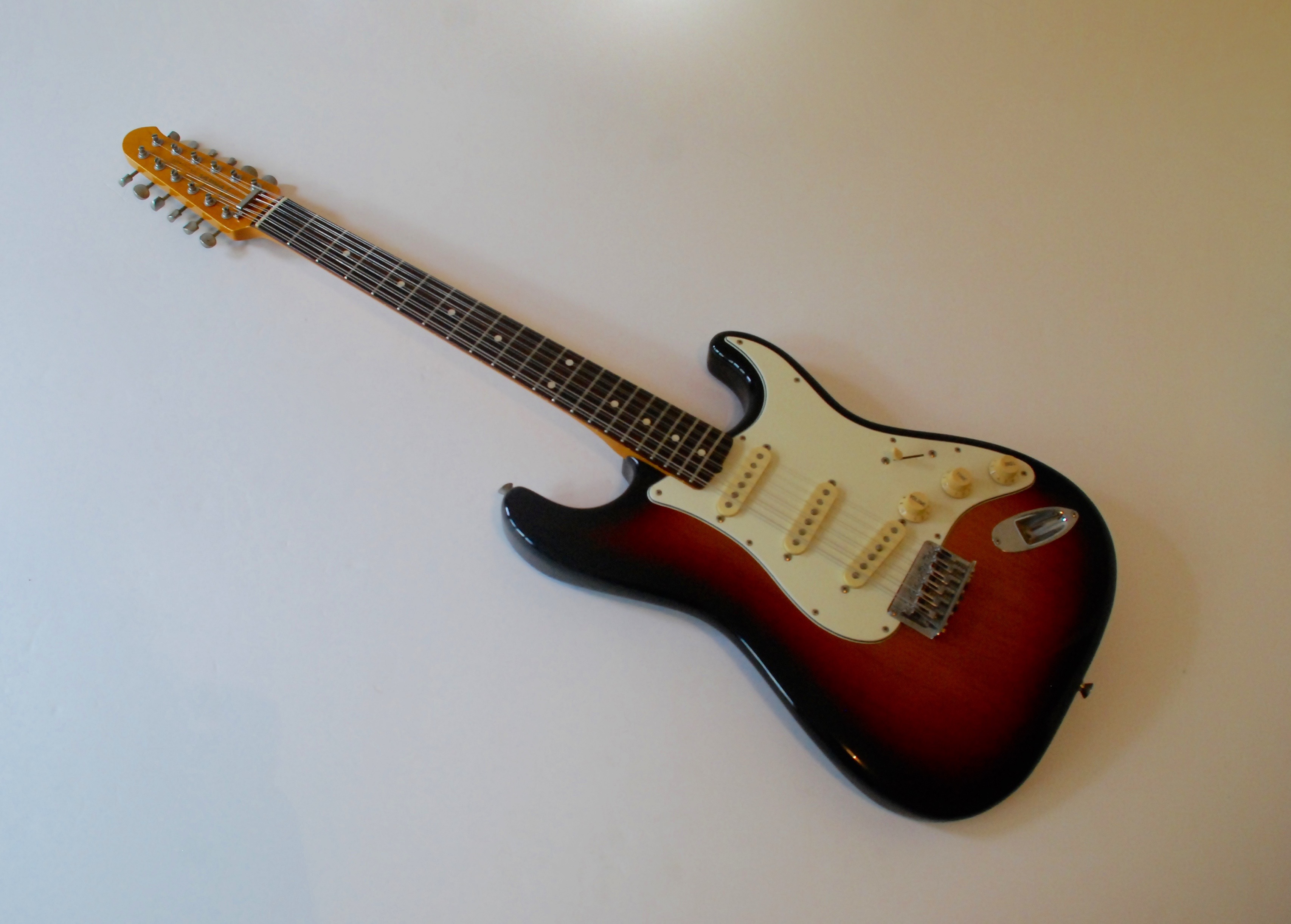 Electric Guitars image (1368475) Audiofanzine