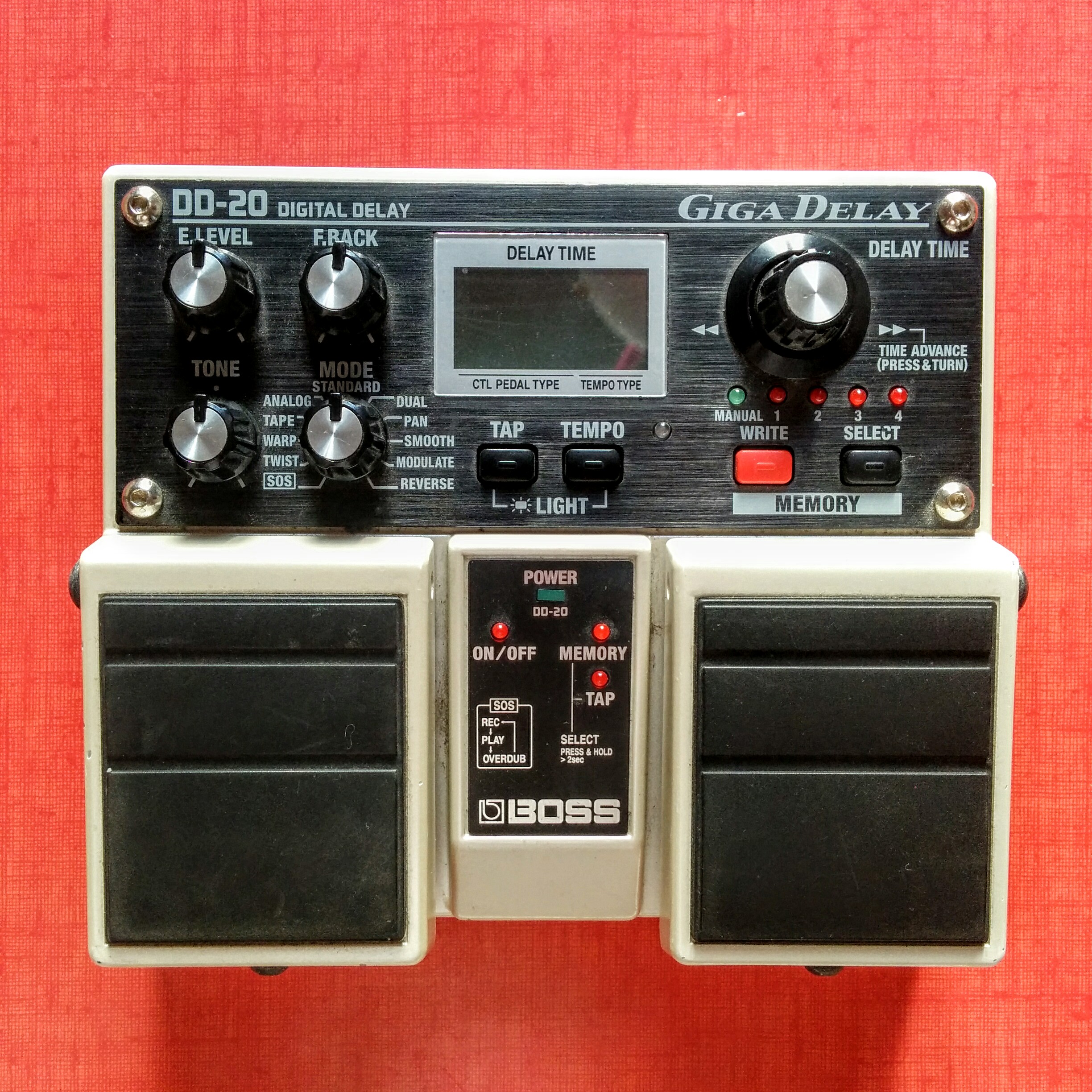 Yamaha MG16/4 image (#1391476) - Audiofanzine