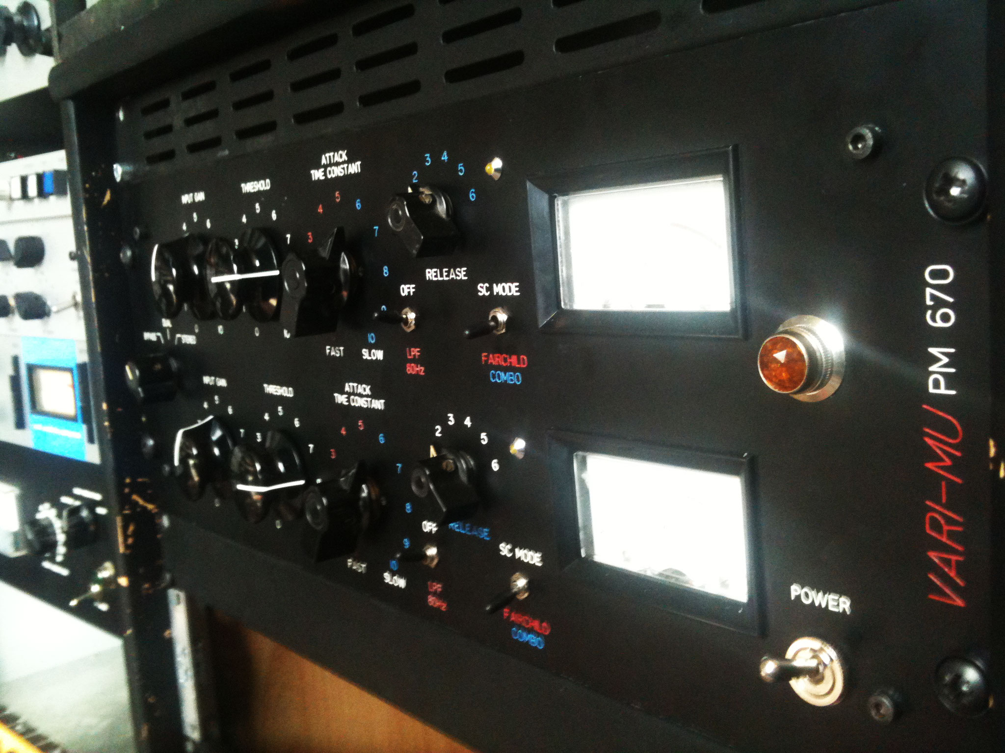 dbx 166XS image (1634271) Audiofanzine