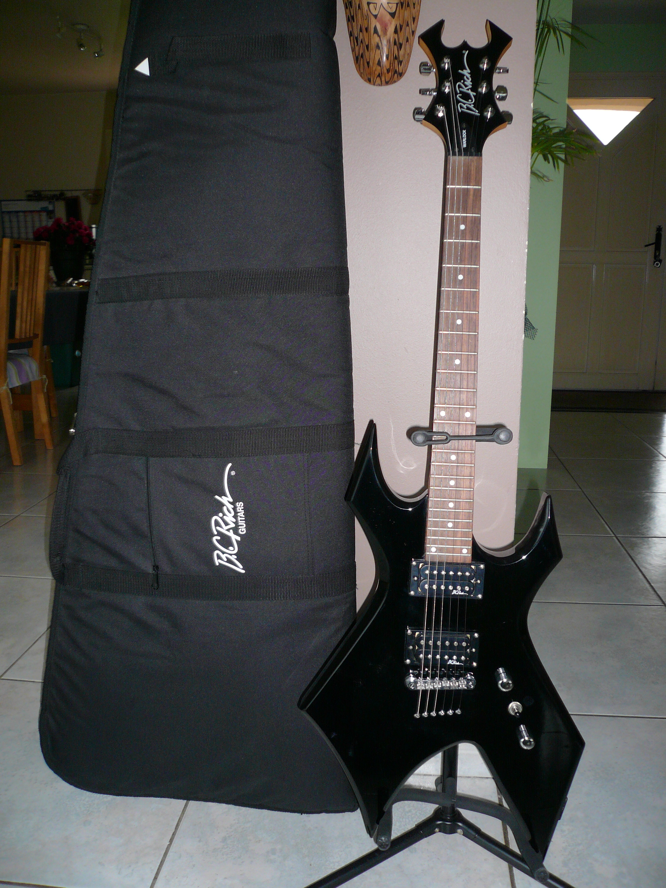 Vend guitare BC Rich Warlock modèle Warbeast one (Aquitaine) Audiofanzine