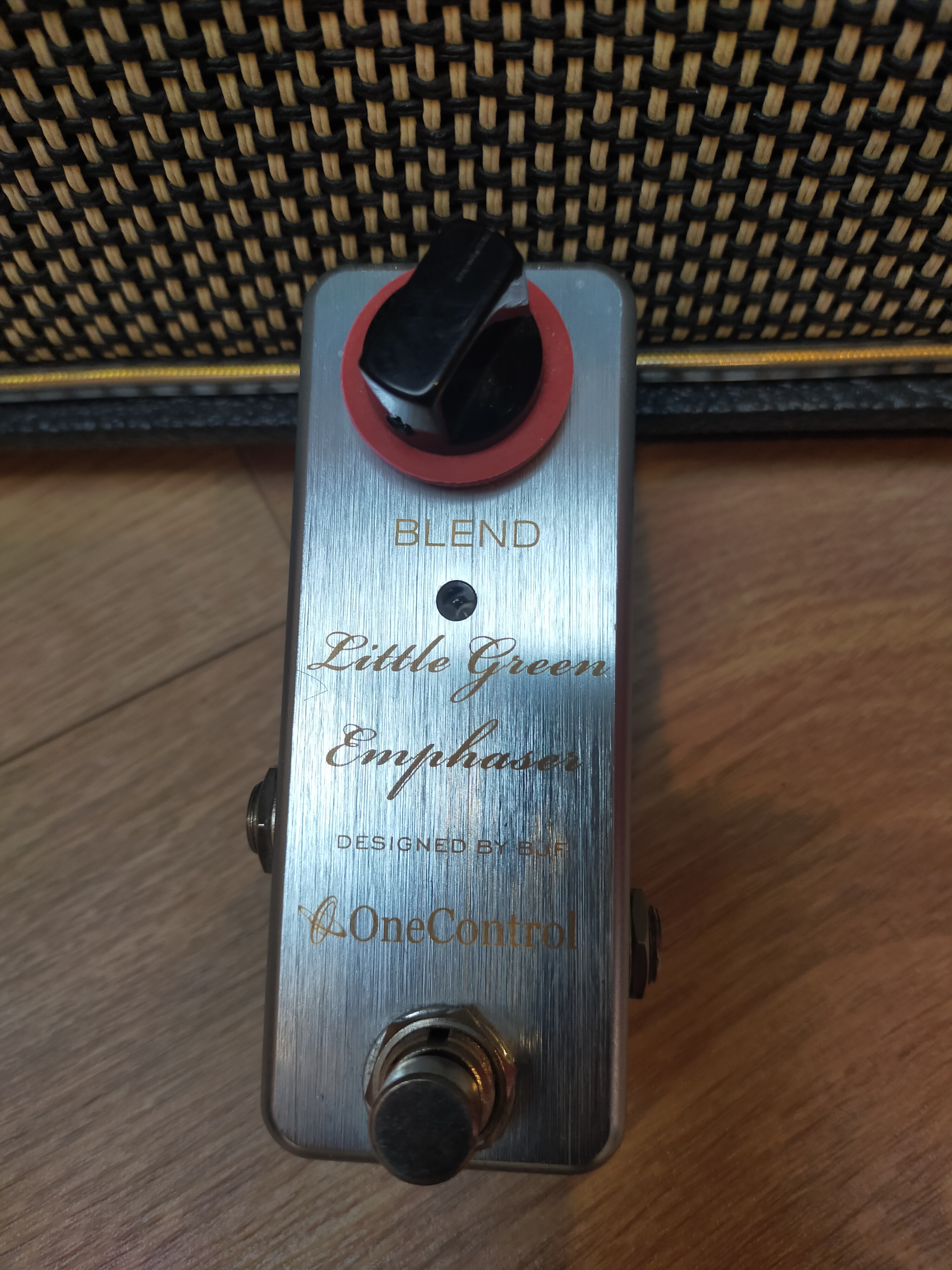 One Control Little Green Emphaser Ile De France Audiofanzine