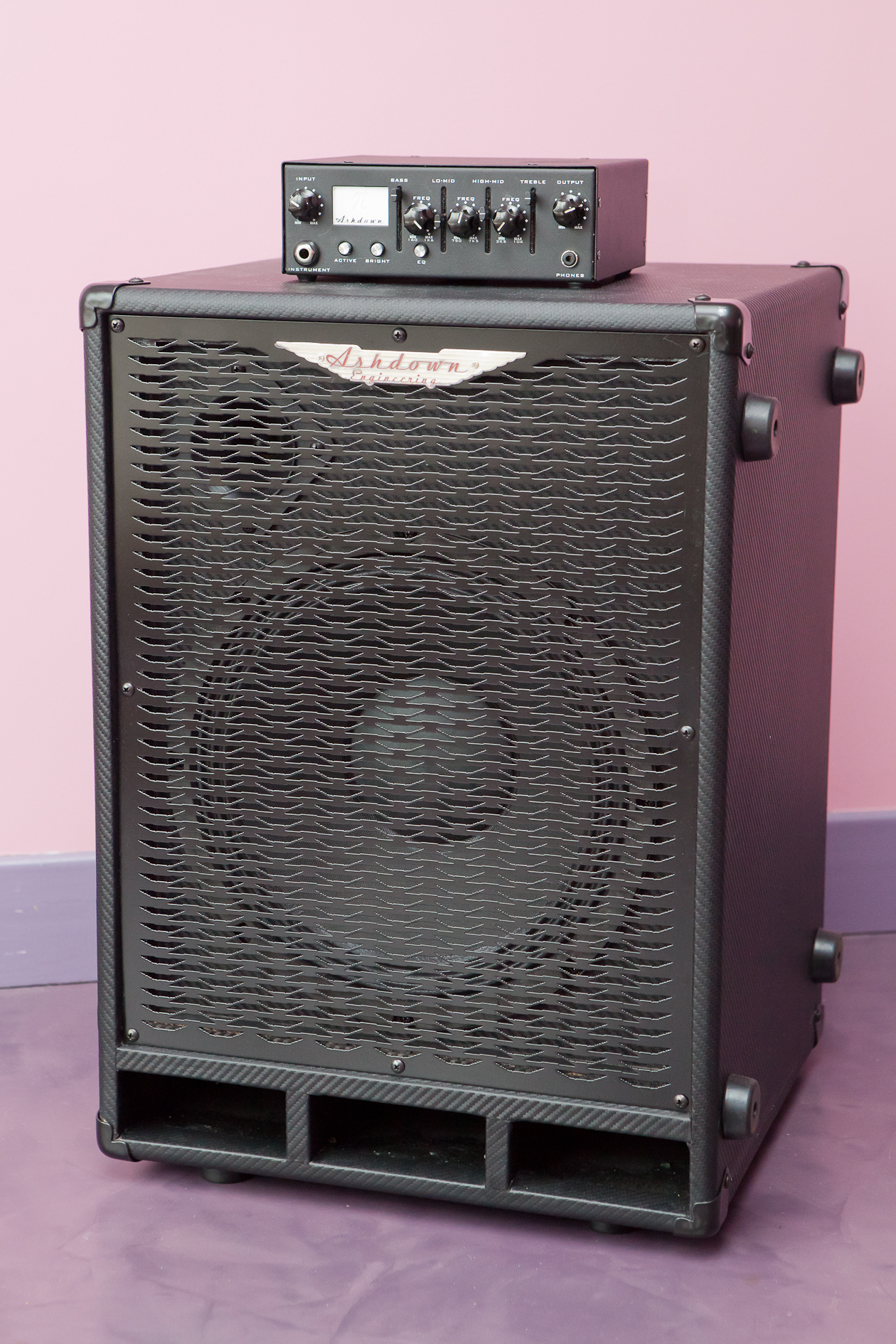 Ashdown Pibass -240 and Mi 12 Speaker Review : π = 240 Watts 