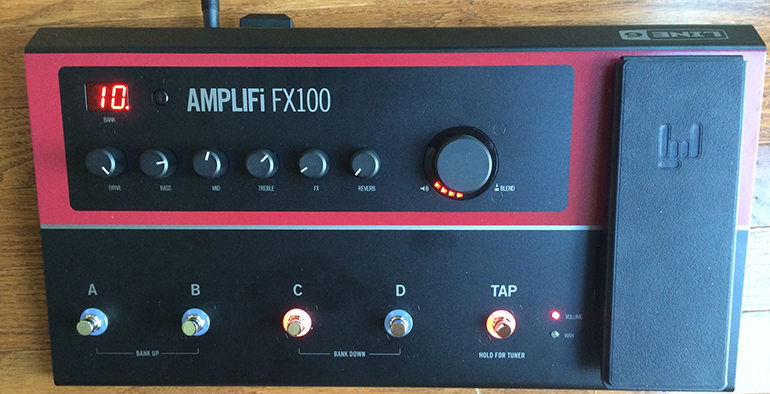 Review of the Line 6 AMPLIFi FX100 : A Multi-Effects Pedal in the