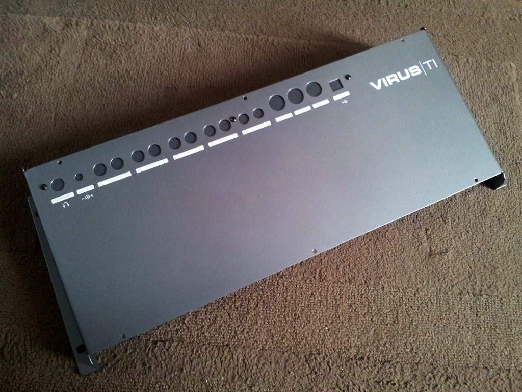 RACK MOUNT VIRUS DESKTOP TI2 Access Music Audiofanzine