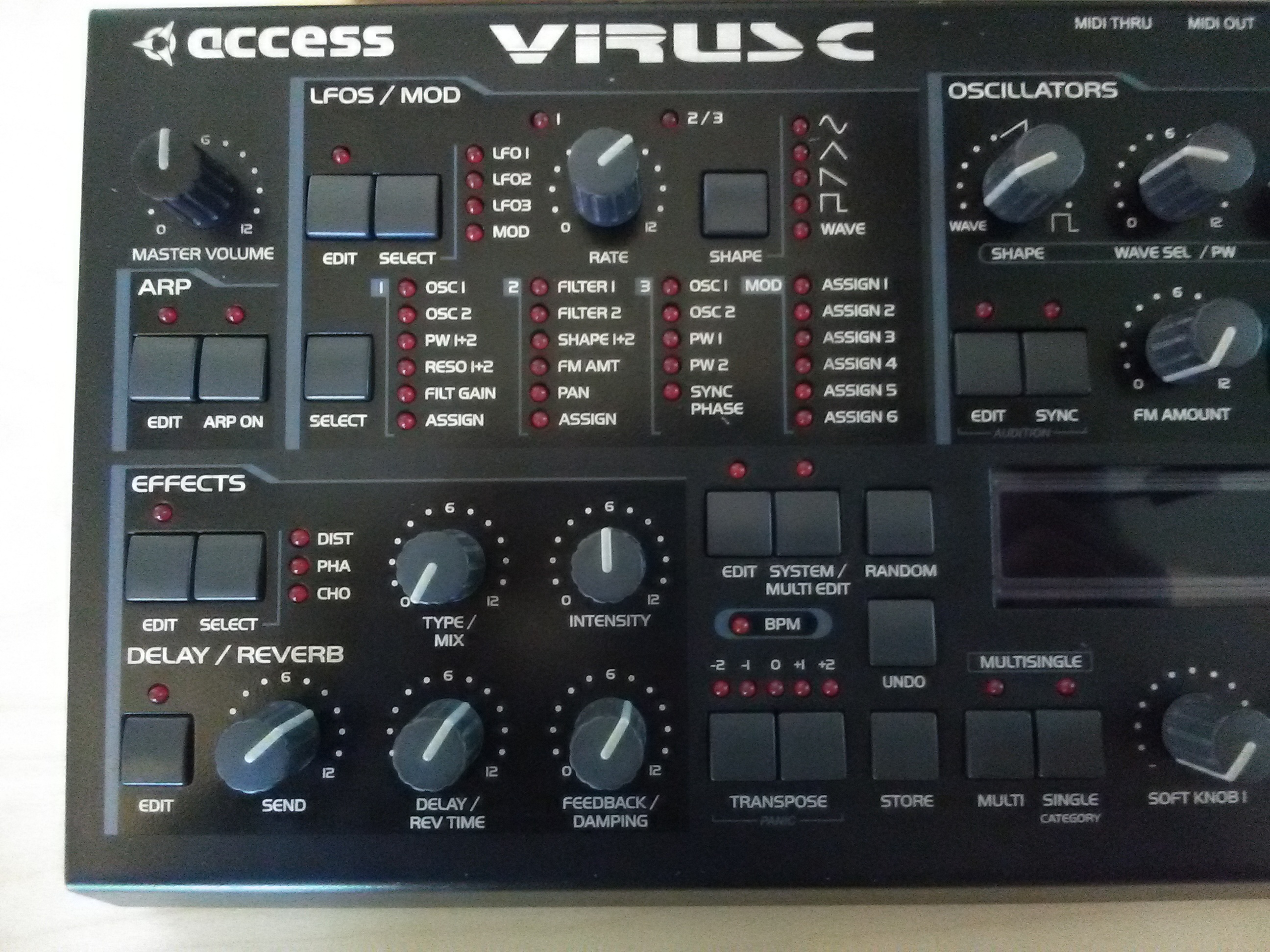 VIRUS C - Access Music Virus C - Audiofanzine