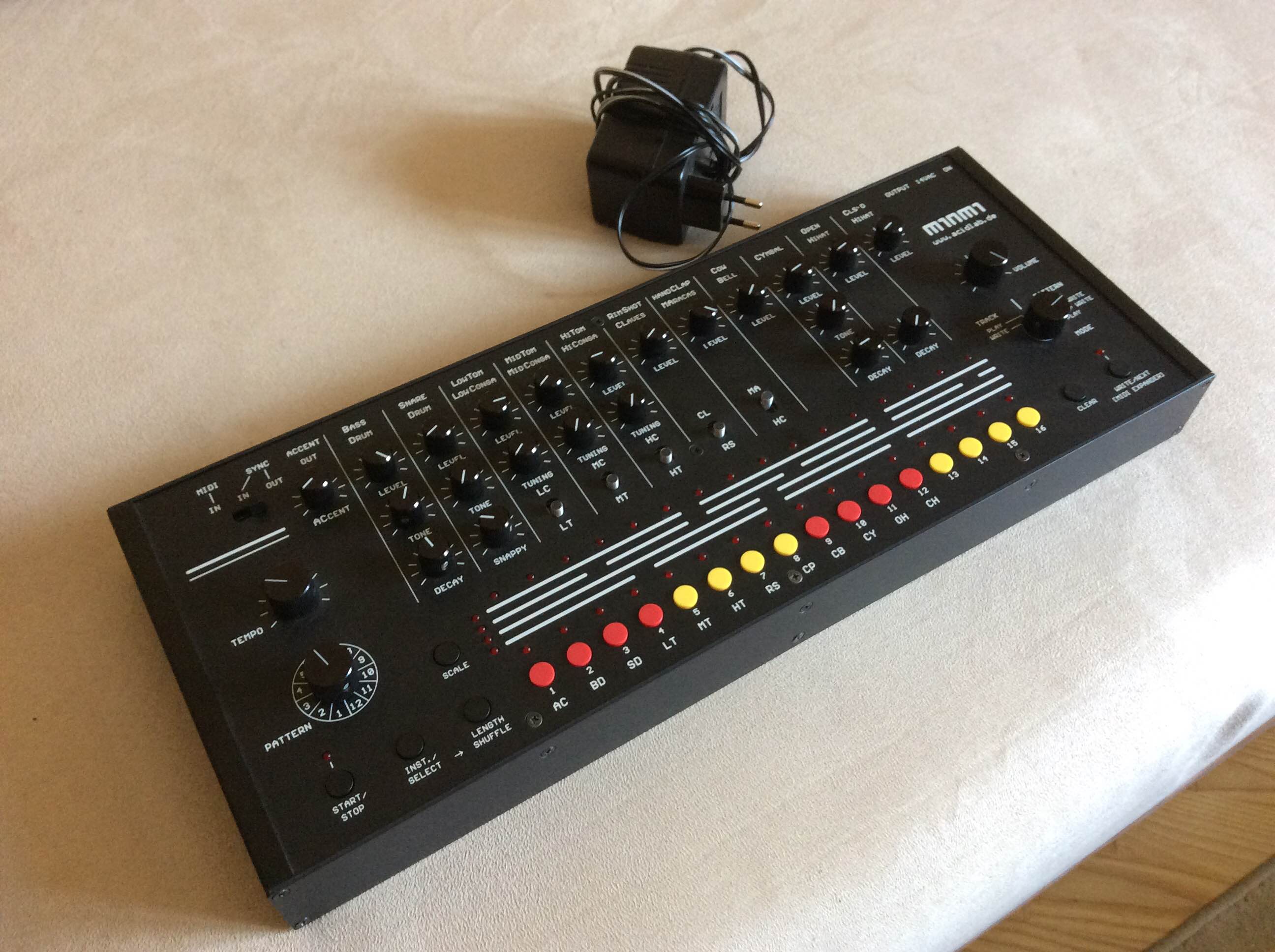 Acidlab Miami image (1621778) Audiofanzine