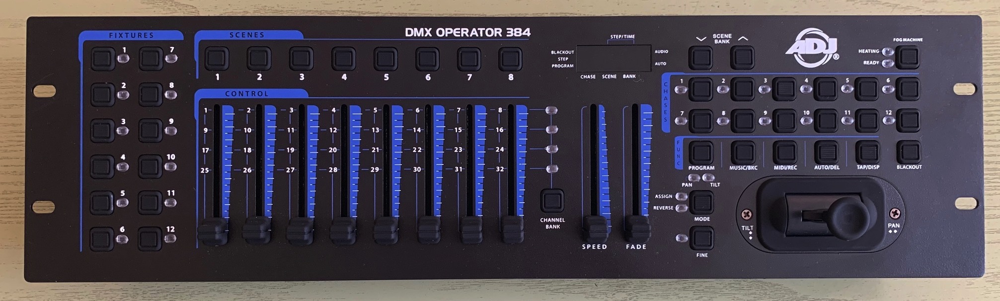 DMX Operator 384 ADJ (American DJ) DMX Operator 384 Audiofanzine