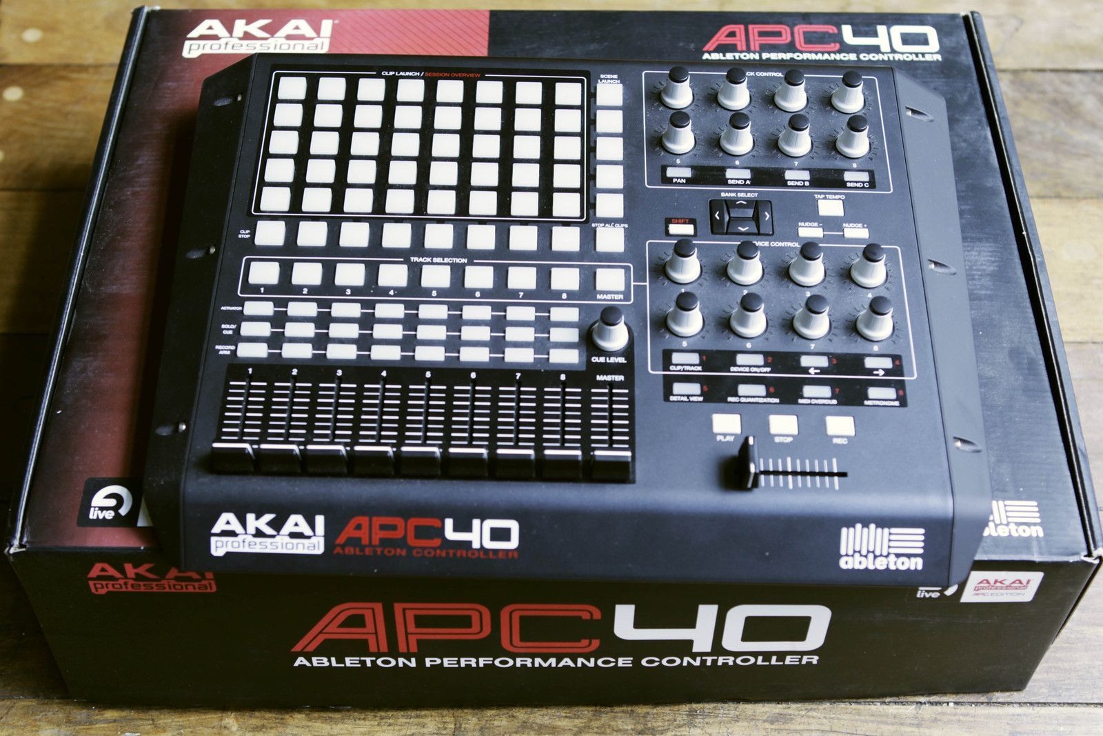 Akai APC40 image (#224042) - Audiofanzine