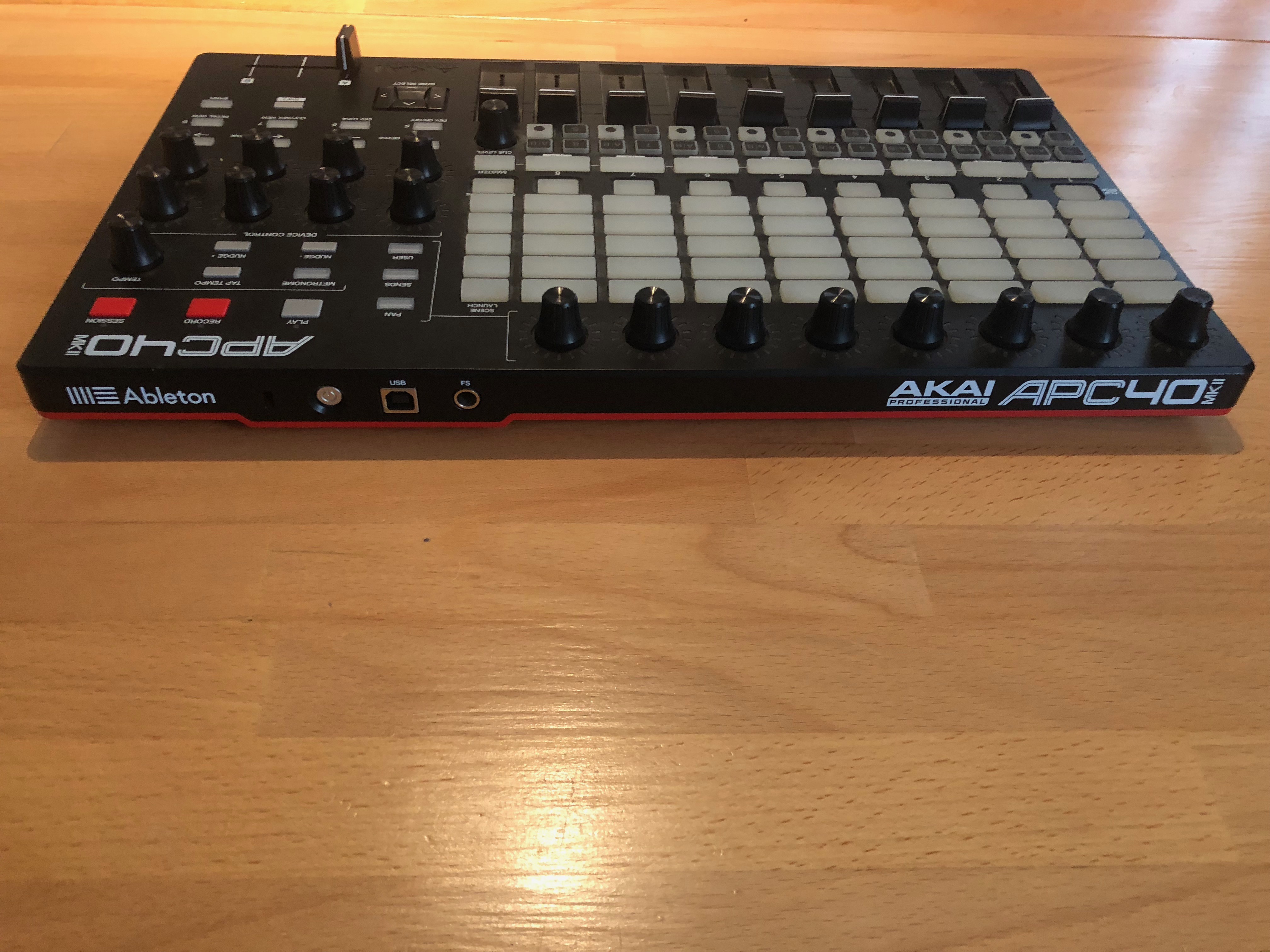 remixvideo with akai apc40 mk1 remixvideo with akai apc40 mk1