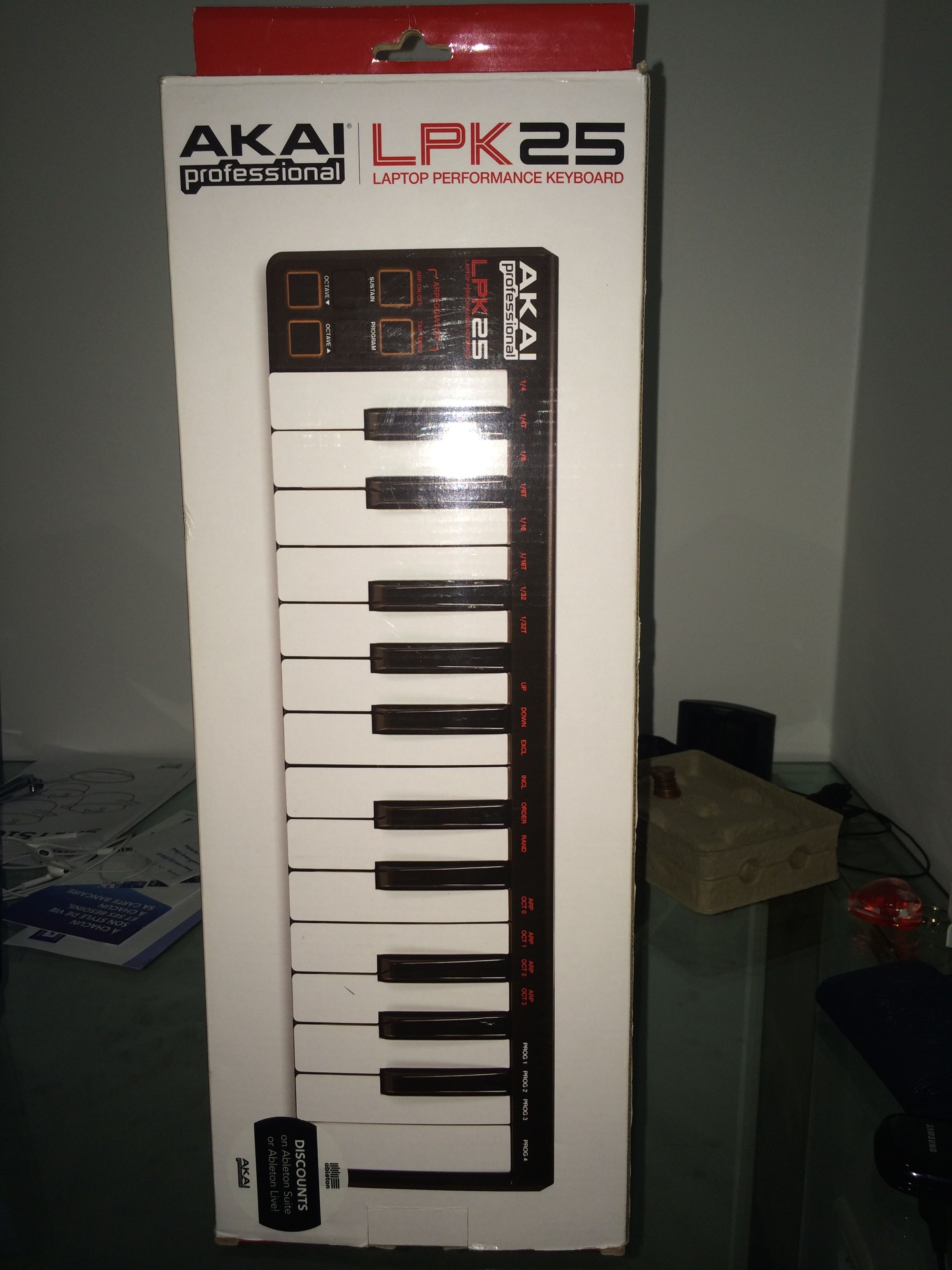 Akai lpk25 как подключить к компьютеру