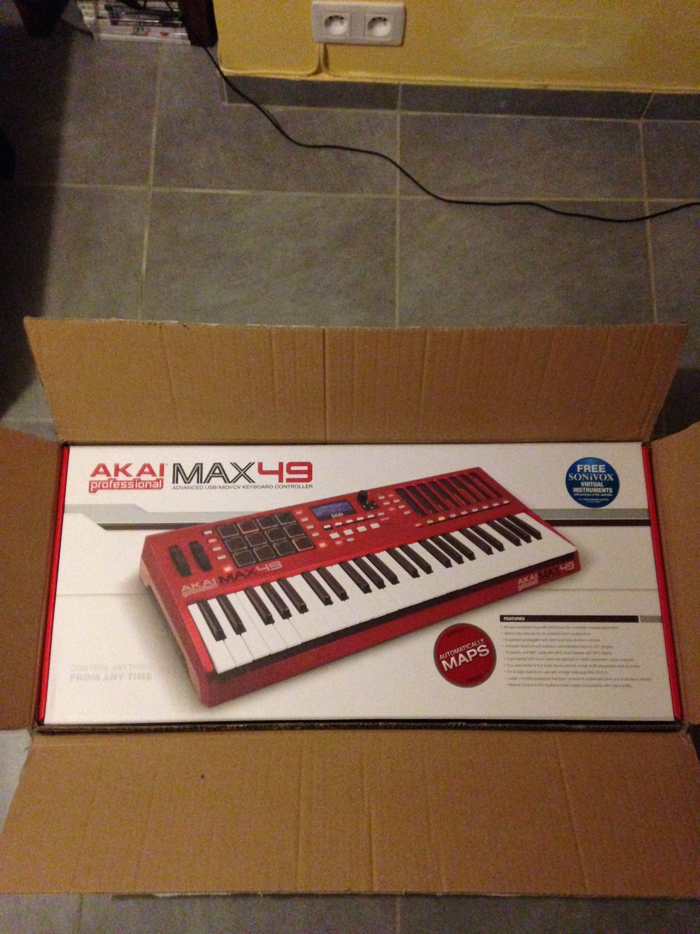 Photo Akai Max49 : Akai Max49 (10700) (#896536) - Audiofanzine