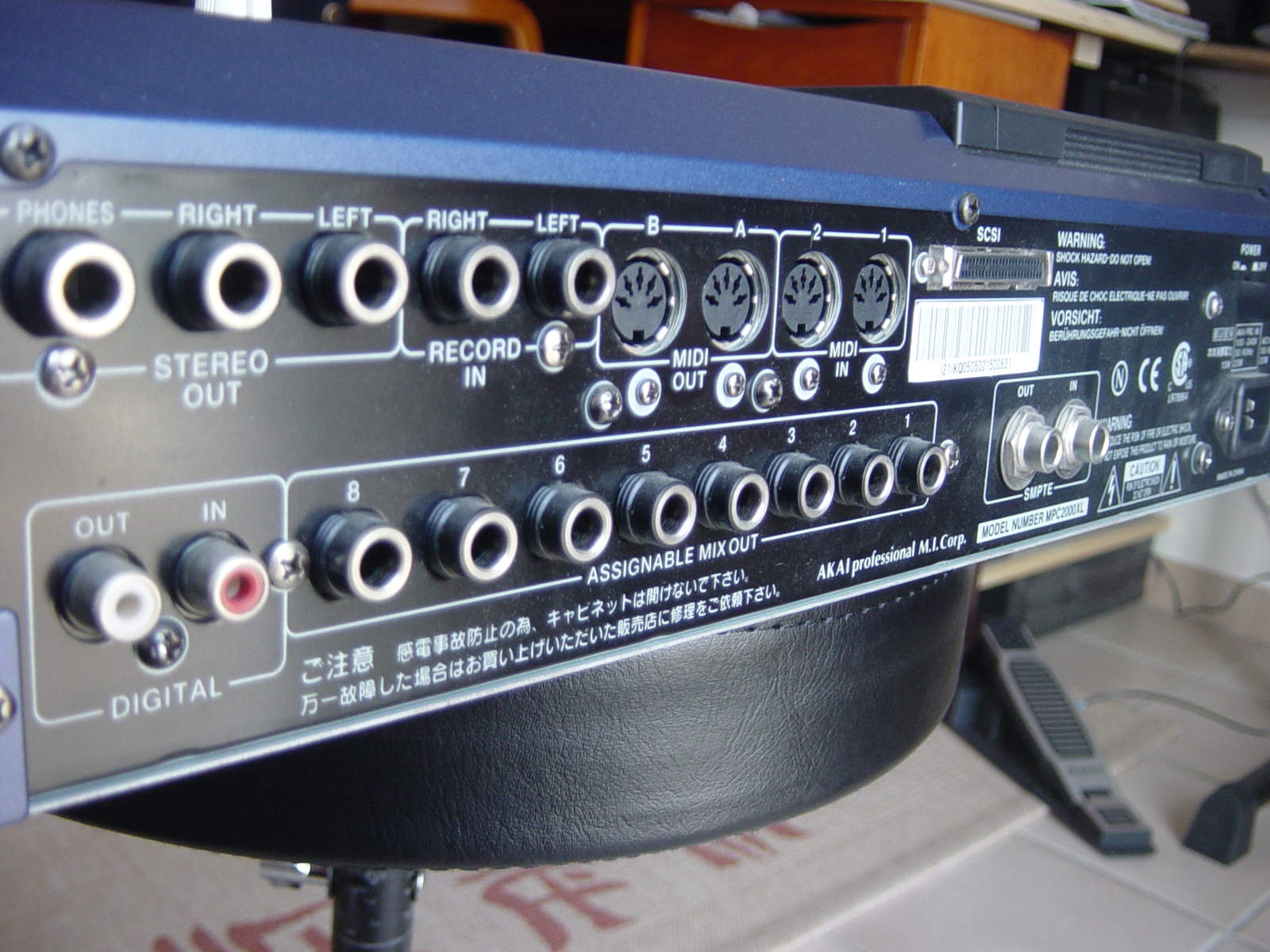 akai-mpc2000xl-mcd-version-167711.jpg