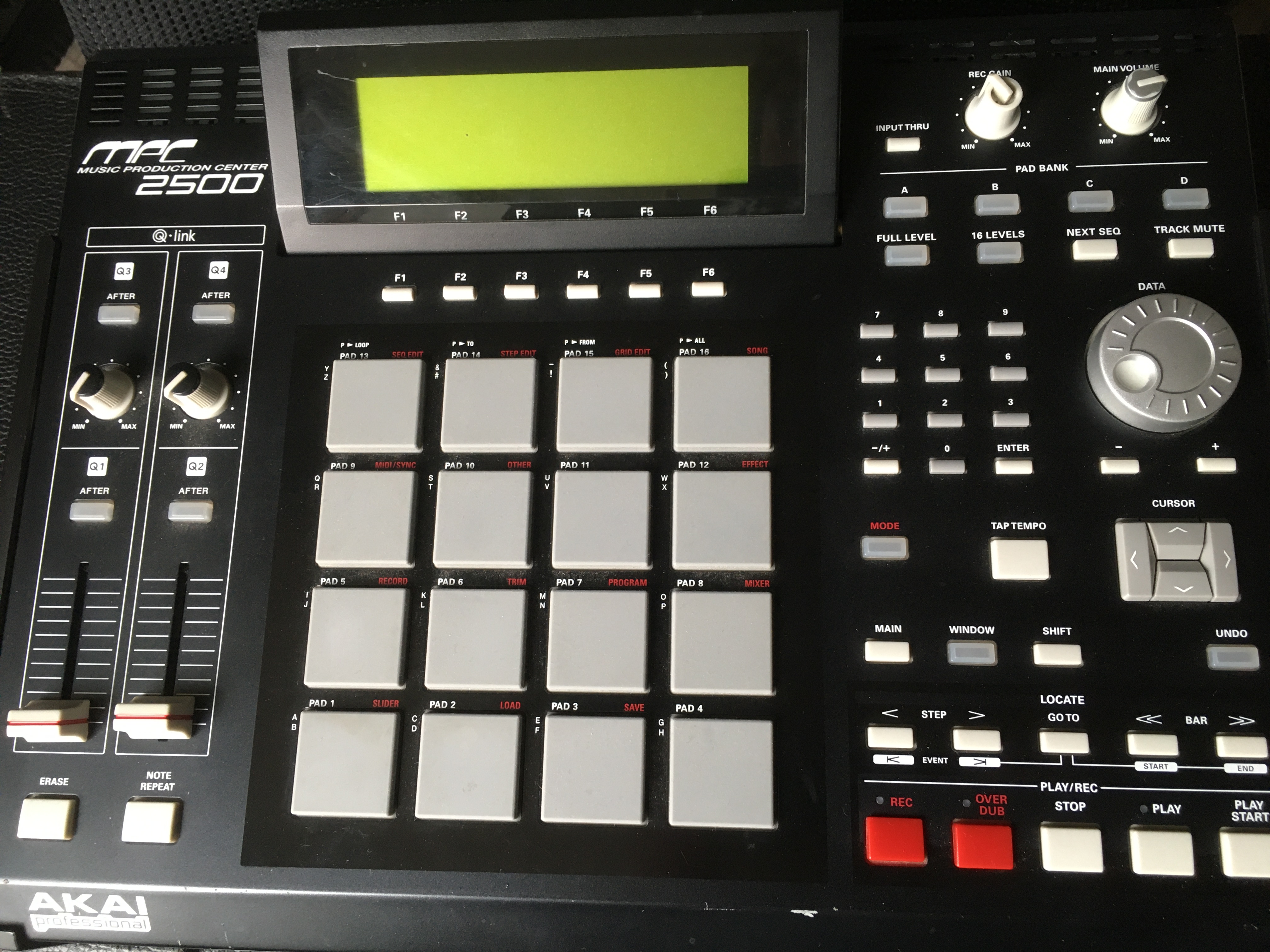 mpc 2500 guitar center