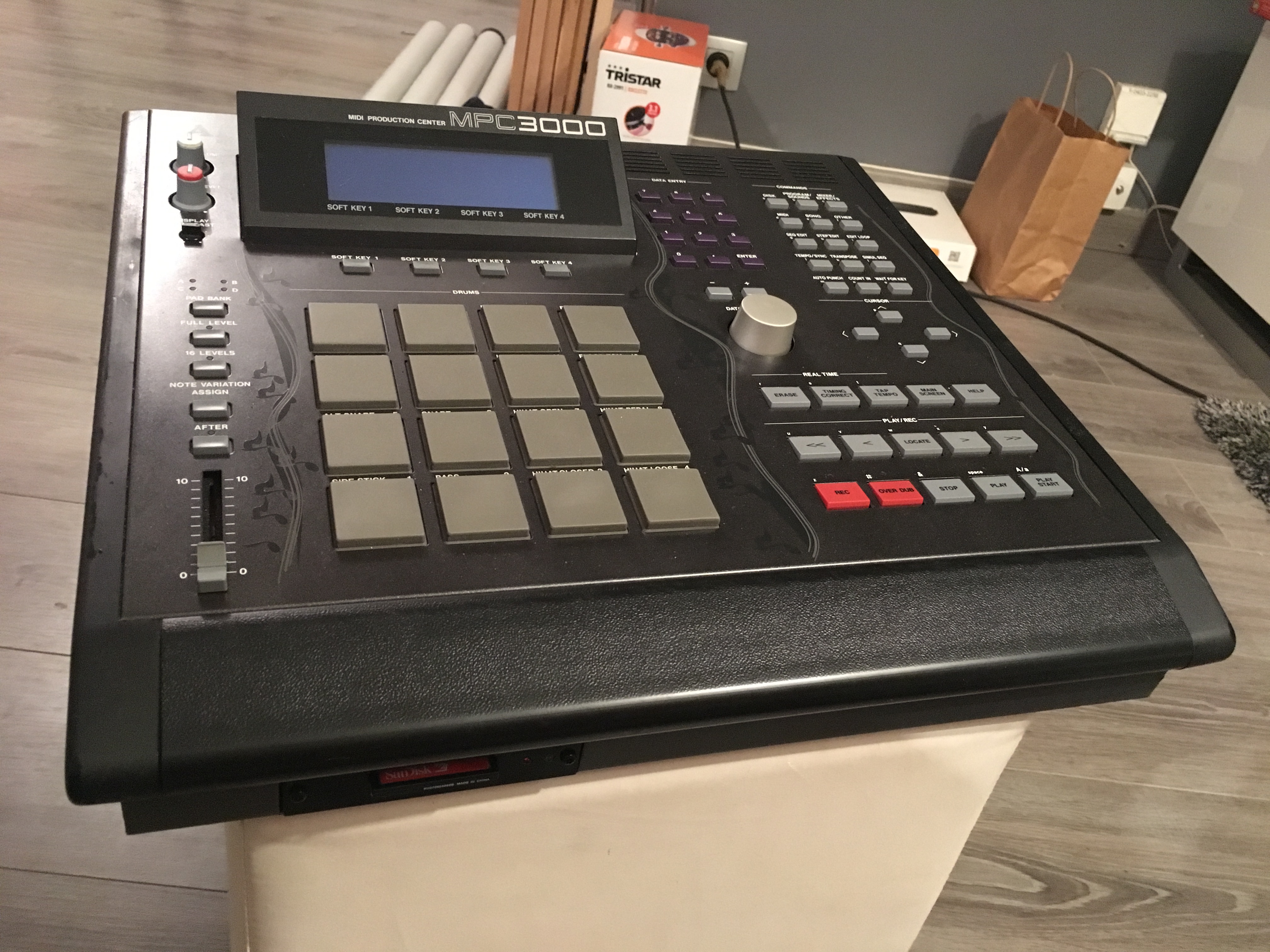 Akai MPC3000 image (#1743486) - Audiofanzine