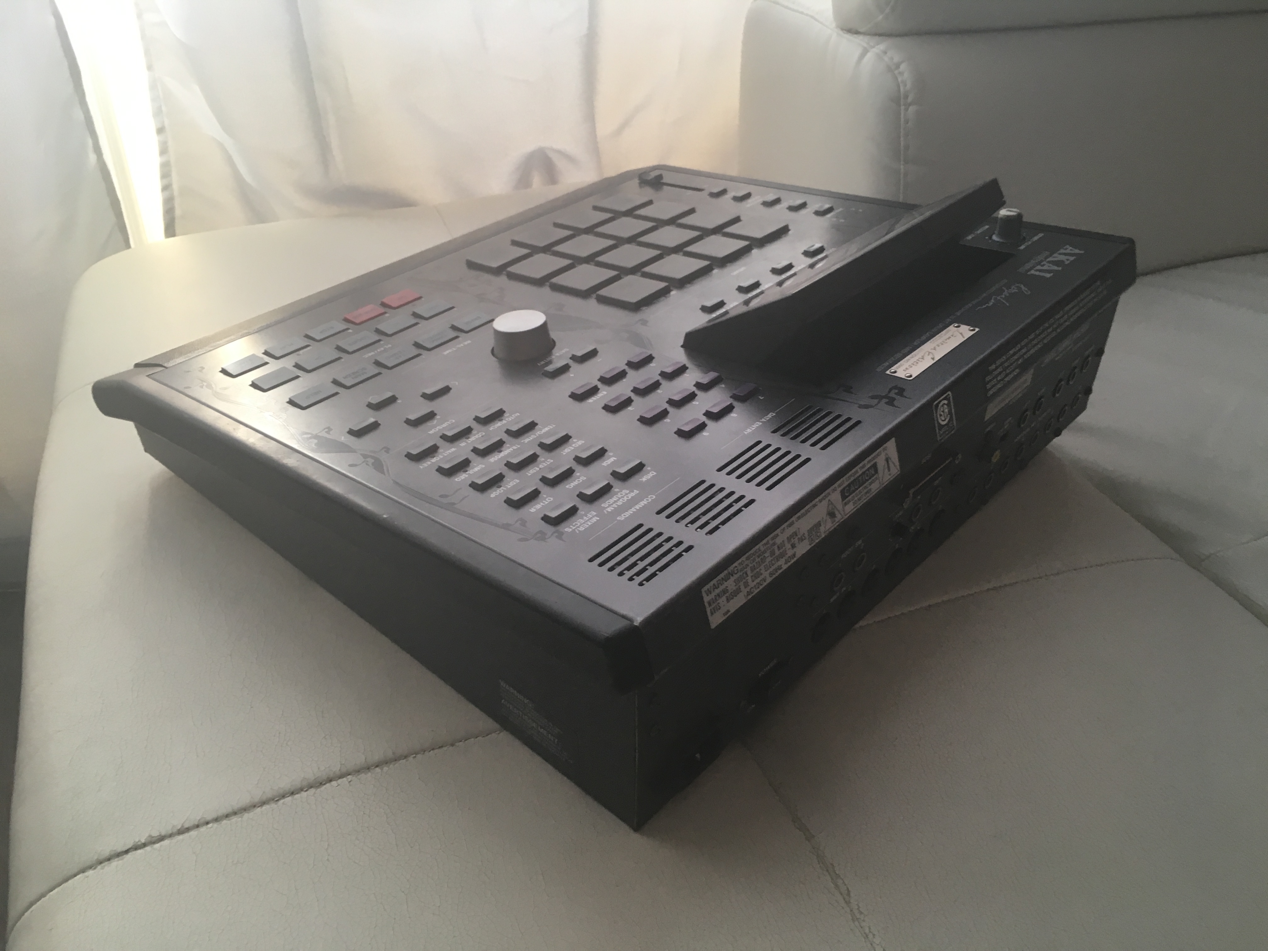 Akai MPC3000 Limited Edition image (#1743665) - Audiofanzine