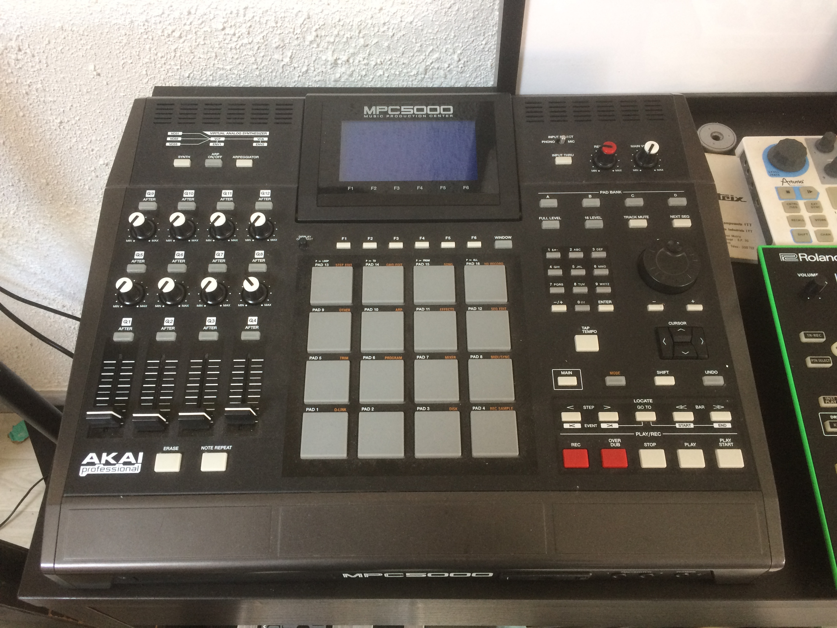 Akai MPC5000 image (#1919464) - Audiofanzine