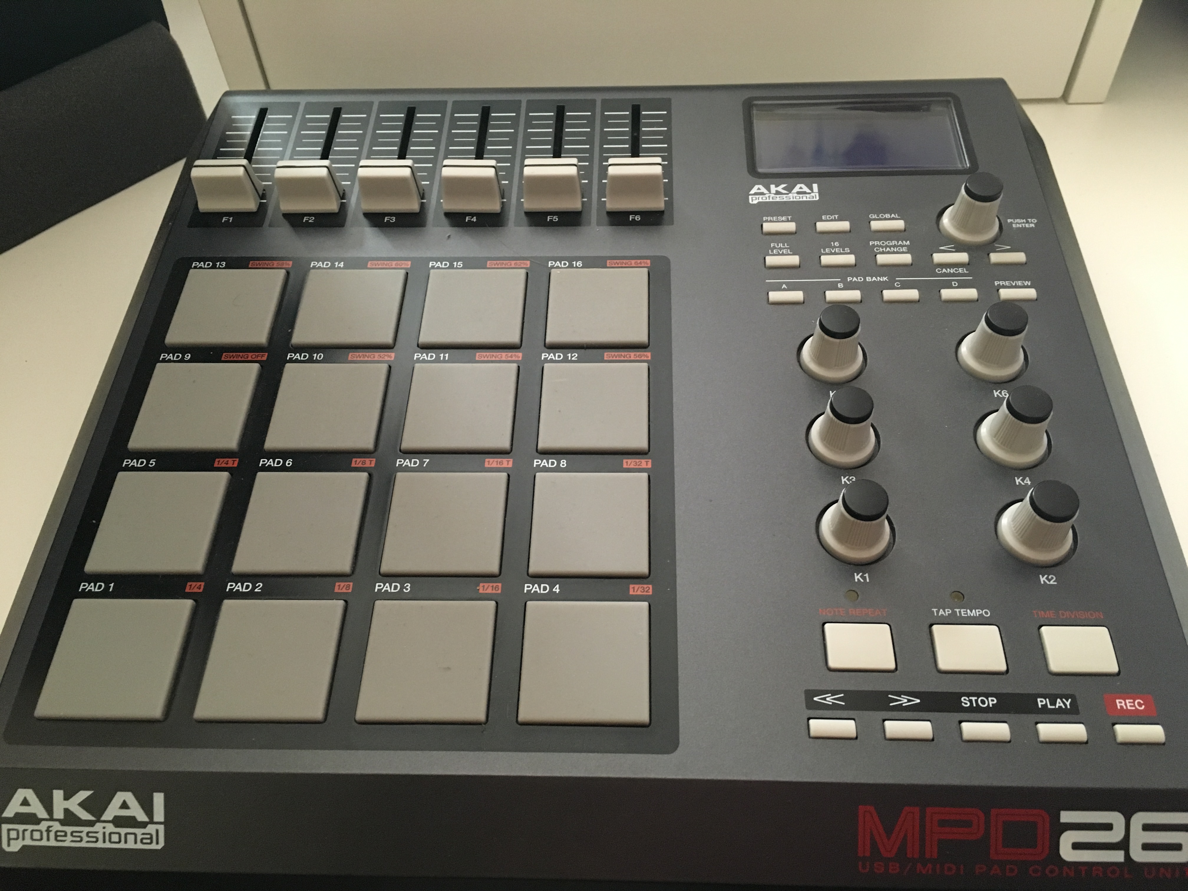 maschine with akai mpd 24 maschine with akai mpd 24