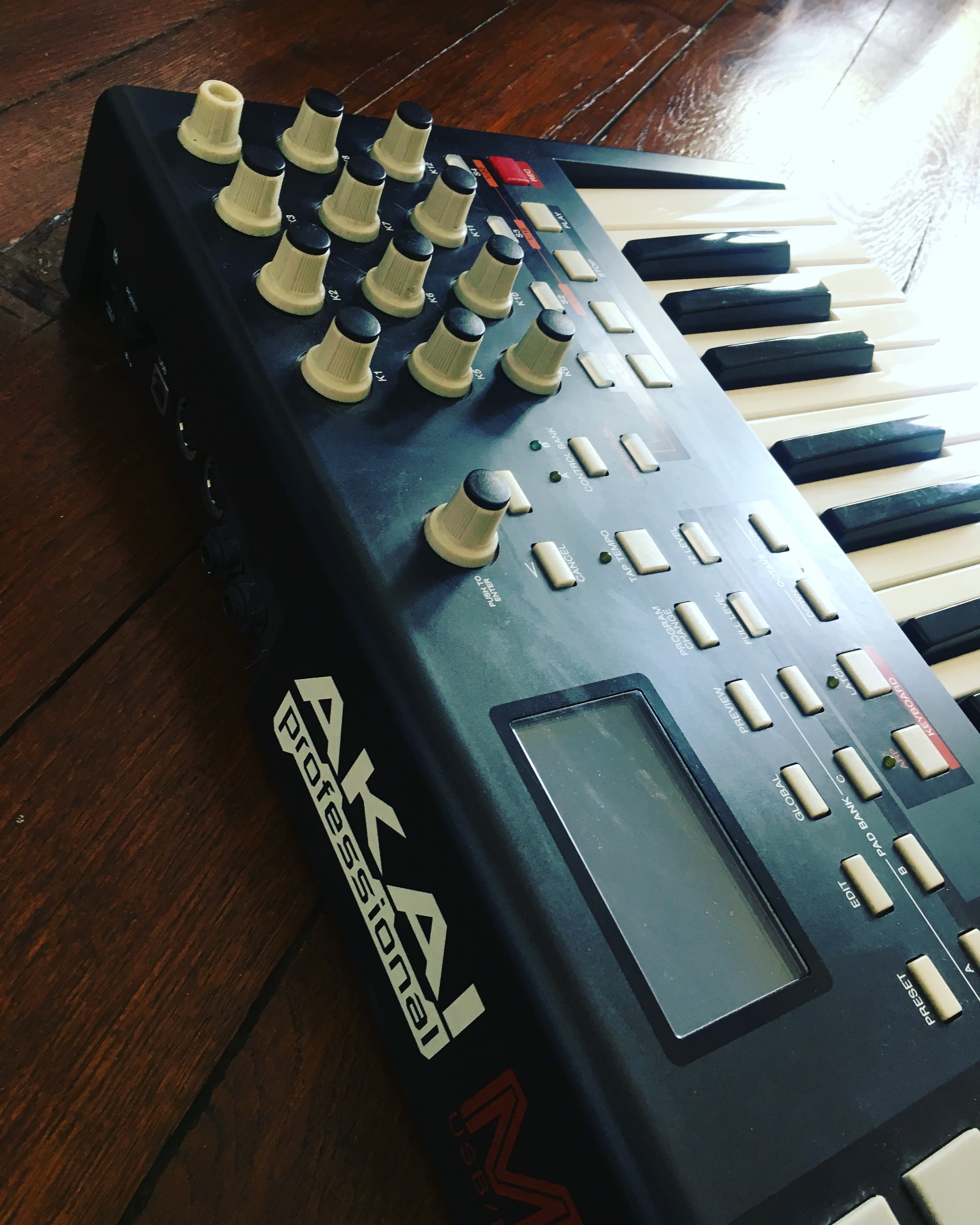 Photo Akai MPK IMG Audiofanzine