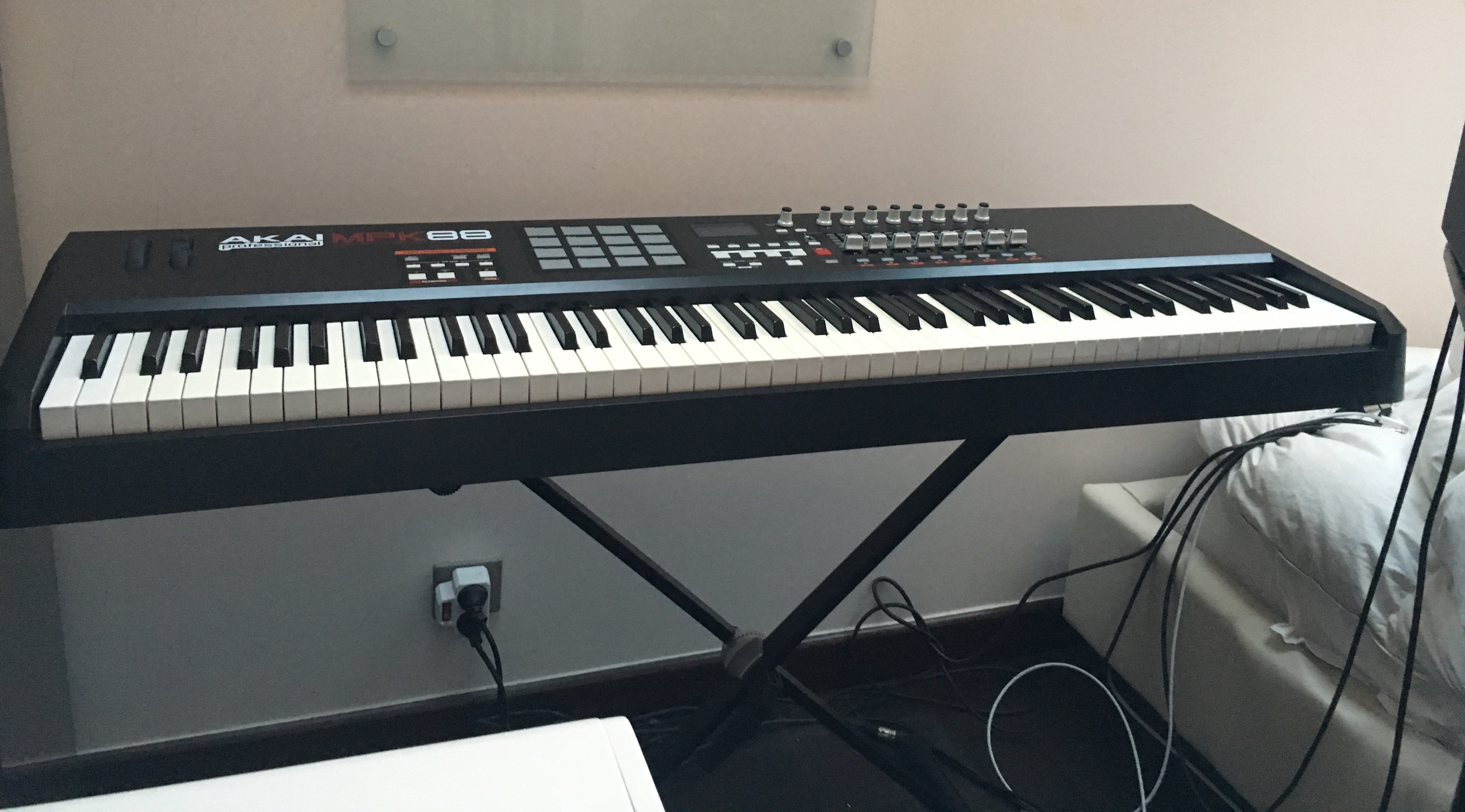 Akai MPK88 image (1833528) Audiofanzine