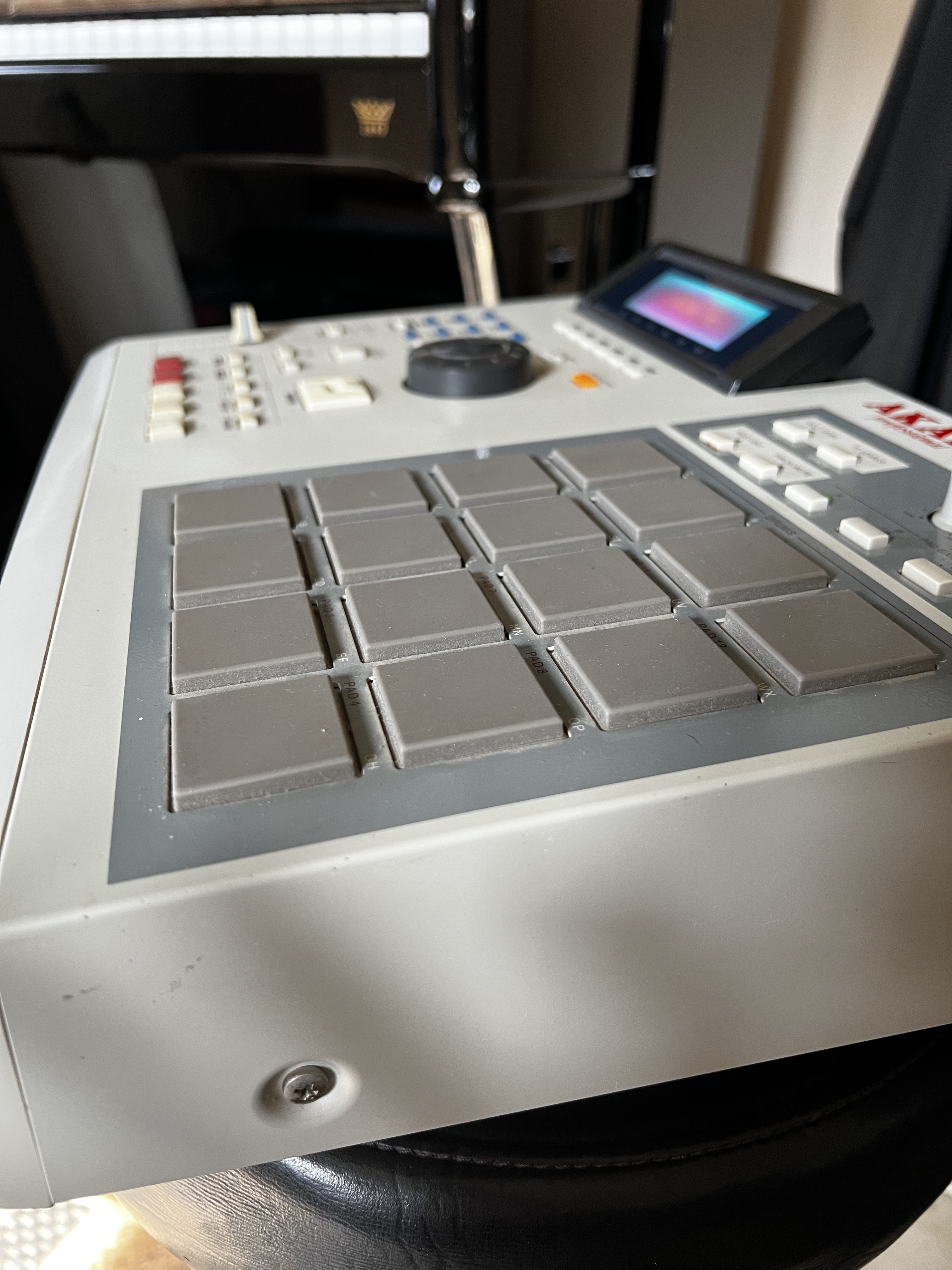 MPC2000XL - Akai Professional MPC2000XL - Audiofanzine